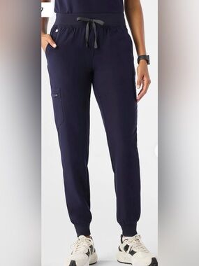 FIGS Women’s Zamora Jogger Scrub Pants - Navy Size Small Tall